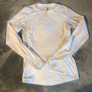 White lululemon shirt